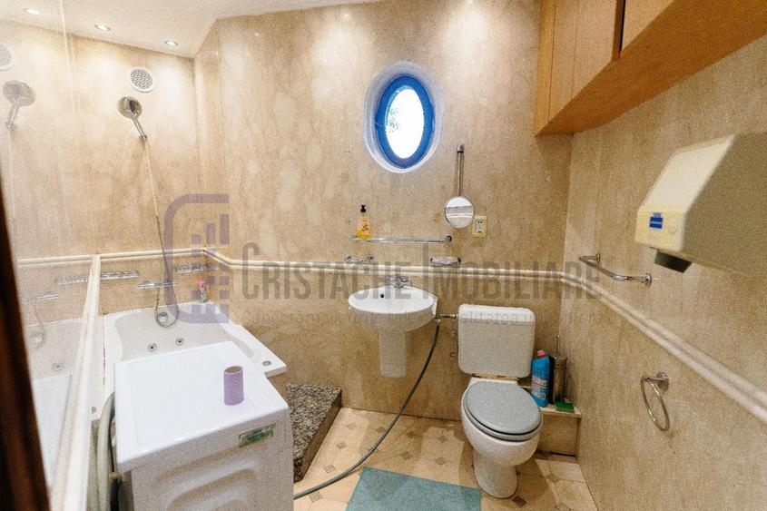 Ultracentral | Bloc boutique | 2 apartamente | 6 camere | 180 mp | parcare