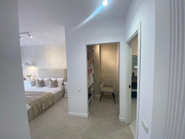 Apartament 4 camere de vanzare Tatarasi