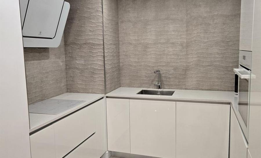 Cortina Residence, 2 camere lux, etaj 10, 80 mp, terasa, garaj, premium