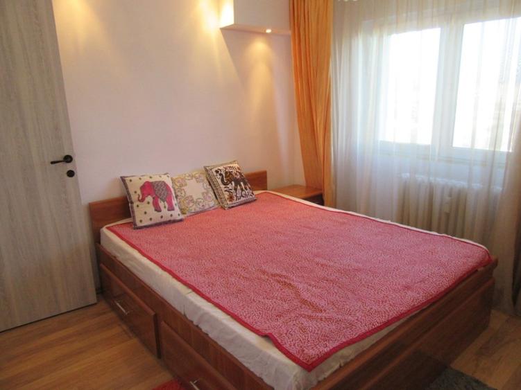 Inchiriere 3 camere Parcul Circului - B-dul Lacul Tei