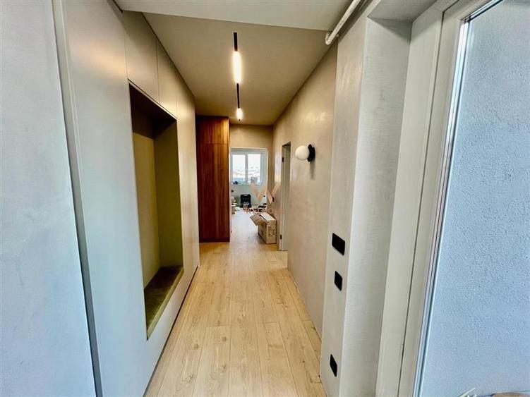 Penthouse 3 camere - 2 terase mari, 2 parcari, finisat la cheie - Calea Surii Mi