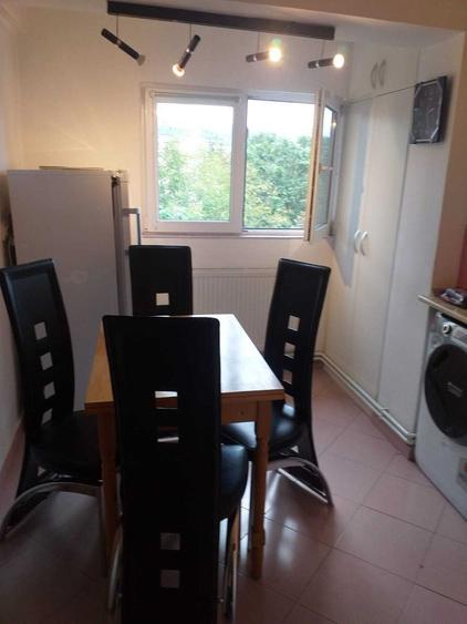 Apartament de inchiriat 2 camere 40 mp utili mobilat utilat Cetate