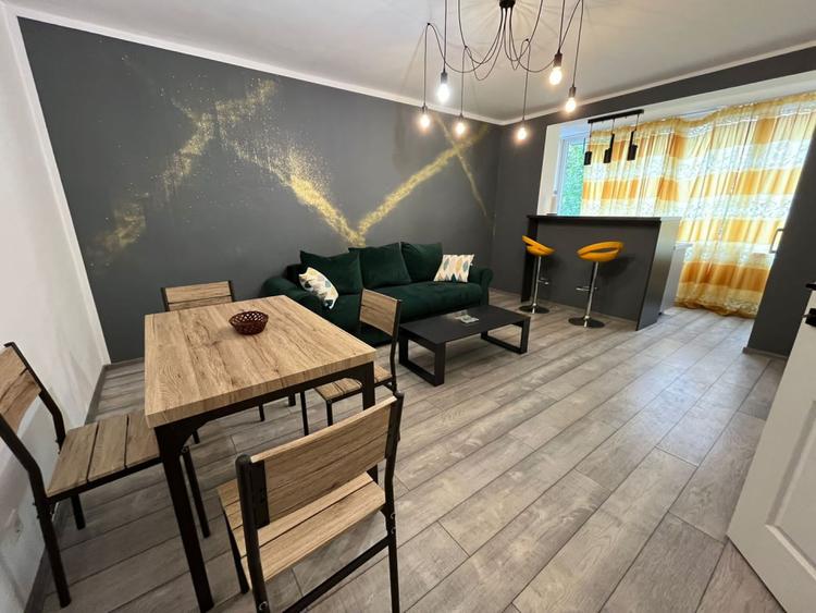 Apartament 3 camere de vânzare | Cetate | Etaj 1 | Loc de parcare + Boxă