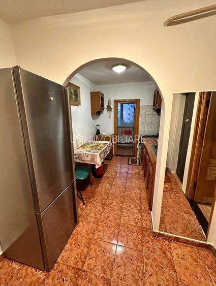 2 camere D - Pacurari Canta - 48 mp - etaj 2 - 89000 euro - 2