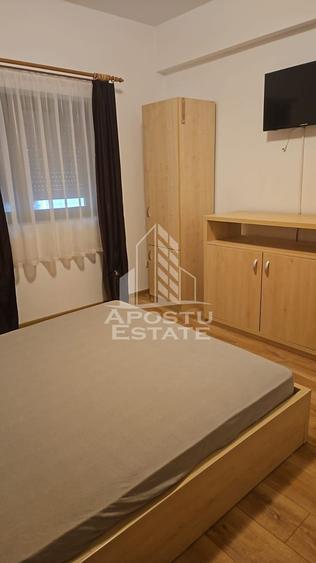 Duplex cu 3 camere,de inchiriat, zona Dumbravita