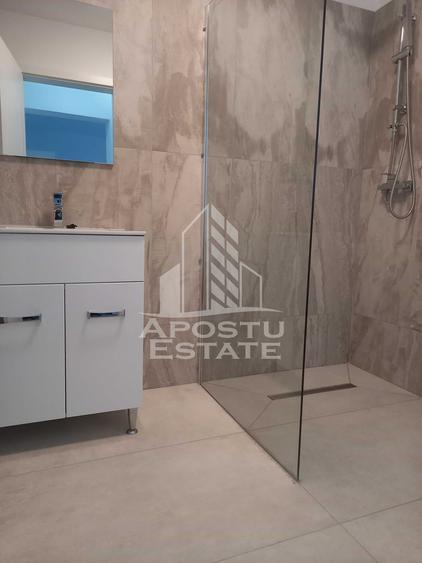 DUplex  in Ghiroda , 3 Dormitoare, Gradina Proprie