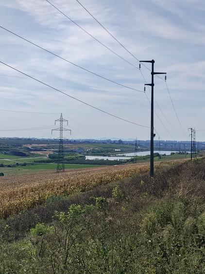 Teren Filesti, deschidere 28 m – Zonă în dezvoltare