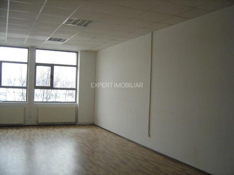 Spatii platforme betonate 1000 - 10000 mp zona Vitan - 4