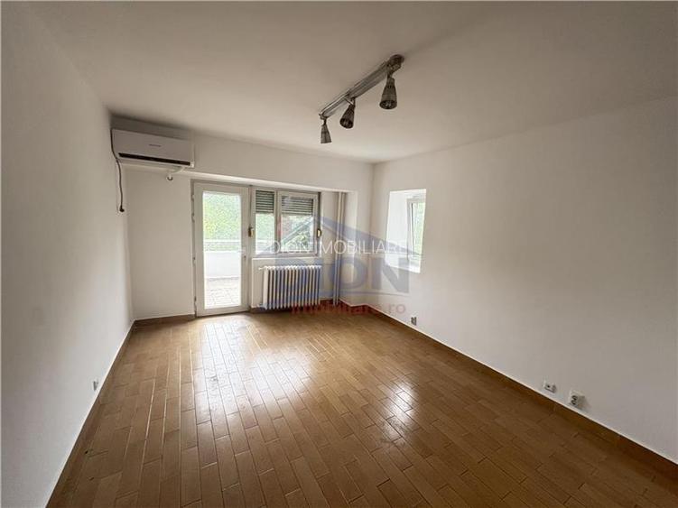 Splaiul Unirii vedere cheiul Dambovitei, 73 mp, mobilat si utilat, - 2