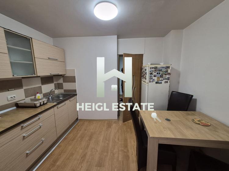 Apartament 3 camere in Soarelui