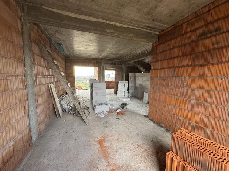 1/2 Duplex Sacalaz P+E,4Camere,2 Bai,Proiect Modern