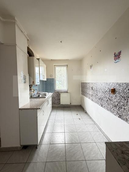 Apartament cu 2 camere, decomandat, zona Micro 1