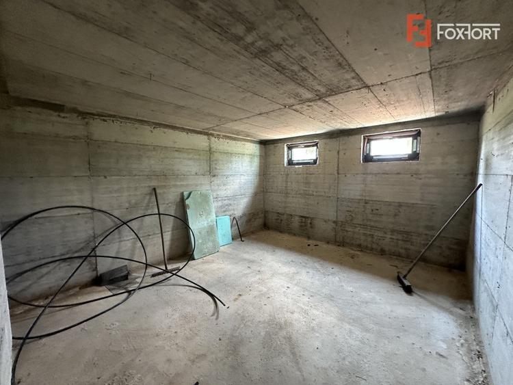 COMISION 0% Casa individuala cu 3 camere si teren de 752 mp - Mosnita