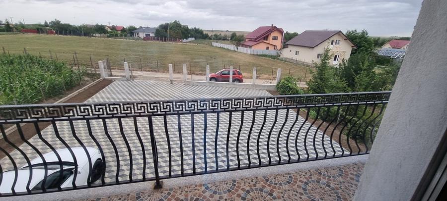 Vila cu etaj in zona fostelor sere Dobosari