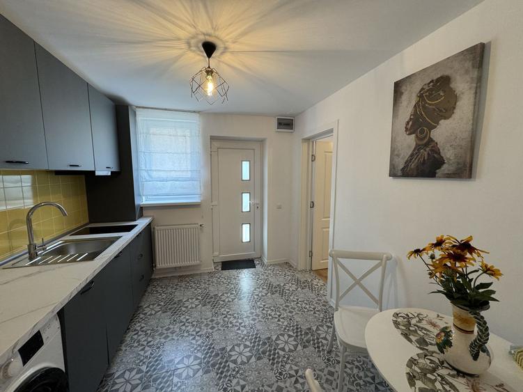 Apartament cu 2 camere la casa in Blumana, str De Mijloc