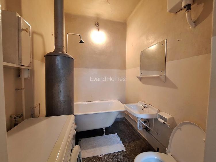 Casa tip duplex cu gradina generoasa-beci+bucatarie de vara+anexe –Zona Lunei - 8