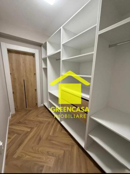 Apartament 3 camere la cheie zona Terra