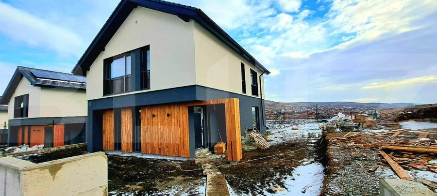 Casa unifamiliala cu pompa de caldura si panouri fotovoltaice,Chinteni