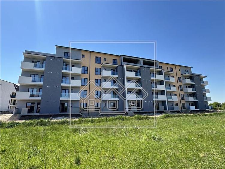 Apartament 3 camere la cheie - terasa 90 mp, vedere spre lac