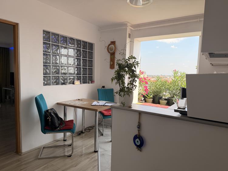 Apartament 1 camera, decomandat, 35 mp utili, etaj 8 - Complexul Studentesc