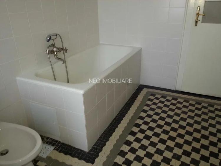 APARTAMENT CU 2 CAMERE IN ZONA BALCESCU LA 450 EURO - 6