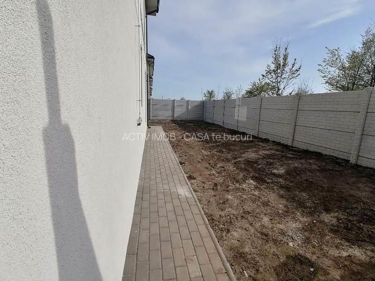 Casa- Vila -  soseaua Bucuresti - Magurele -Carrefour(fosta Cora)-  240 mp teren - 3