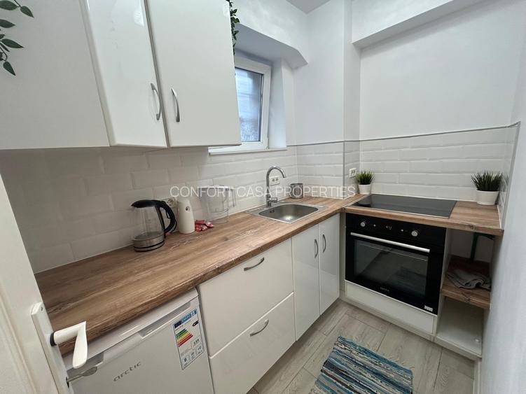 Dacia - Eminescu - Apartament 3 camere demisol/2 etaje - renovat-centrala termic - 2