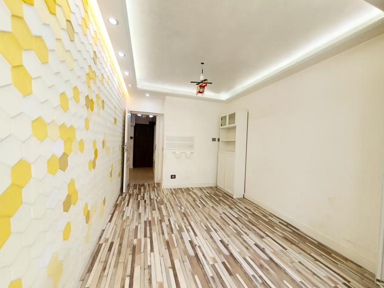 Apartament 4 camere de închiriat codtin georgian