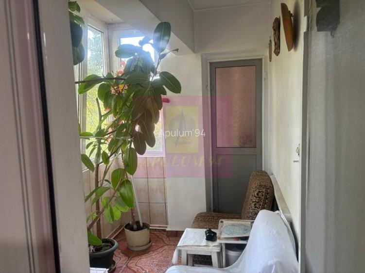 Apartament 3 camere Drumul Sarii.