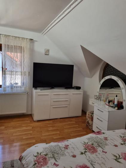 Giroc - Casa individuala cu 3 dormitoare si garaj