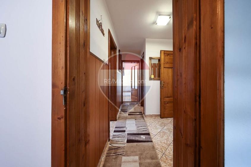 Casa  cu gradina  Sacele -Zona centrala - 23