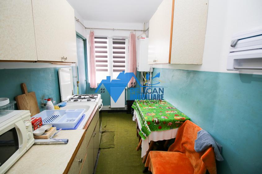 Sabinelor, 3 camere, decomandat ,centrala proprie