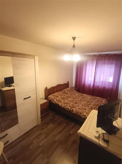 Apartament 3 camere, zona Garii, Etaj 2 in suprfata de85 mp