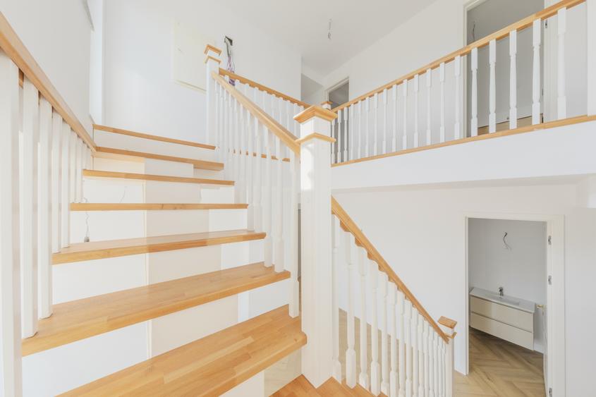 Duplex 6 Dormitoare 2 Terase cu Vedere Panoramică 4 Parcări Subterane Incluse
