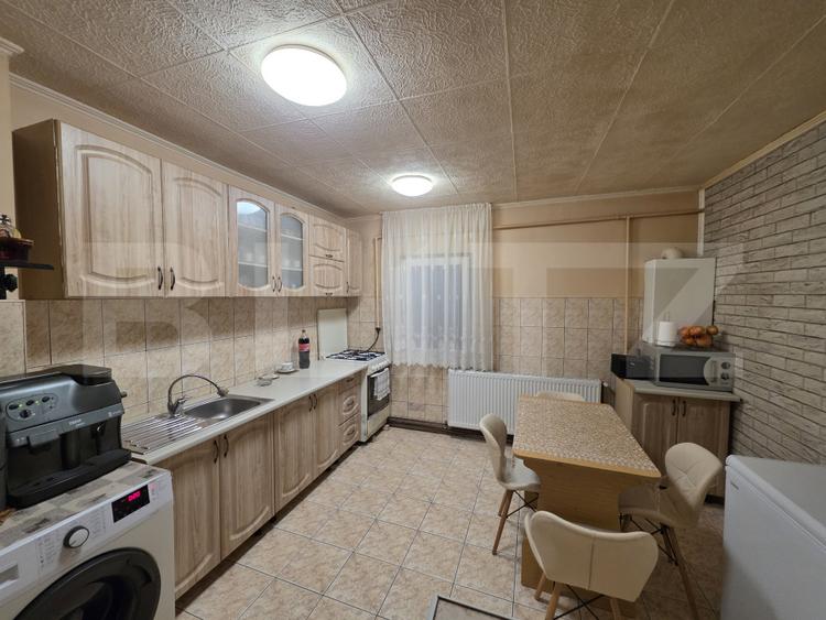 Apartament de vanzare, 55.36 mp, zona Micro 16