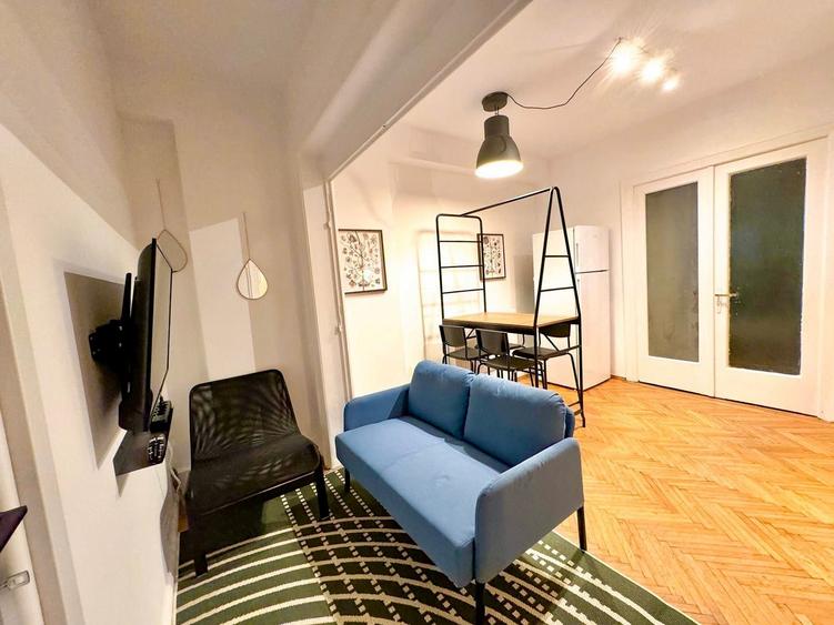 Spacious 4 Bedroom Apartament : Universitate - Calea Victoriei - Large Terrace
