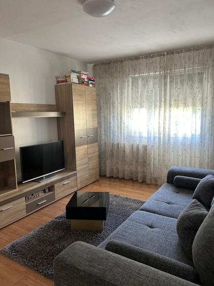 Apartament cu 2 camere 45 mp balcon etaj 2 in zona Rahovei