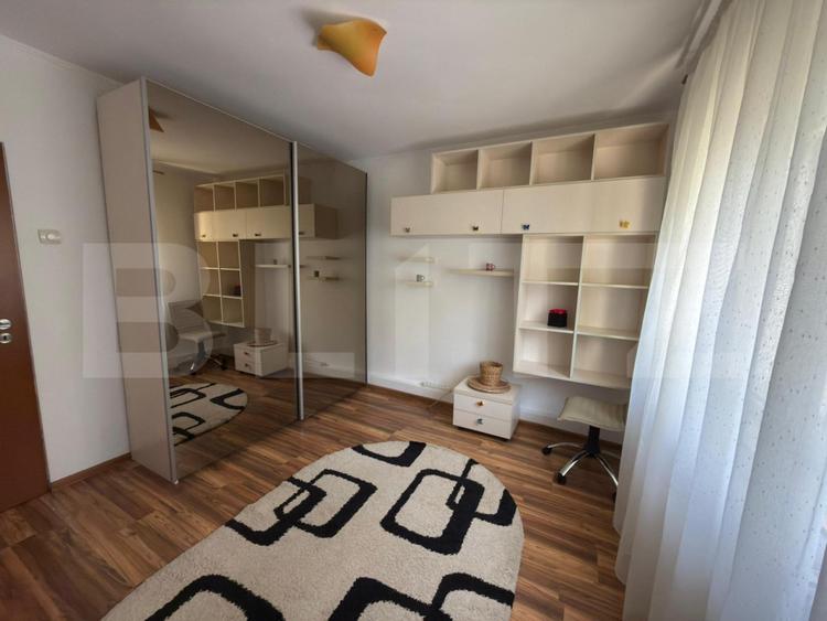 Apartament cu 3 camere, 75 mp, an 1990, zona Cantacuzino