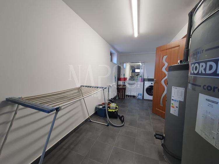 Casa 8 camere de vanzare in Gheorghe Doja Oradea, Oradea