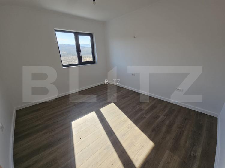Vila de lux cu 4 camere in Tomesti - 11