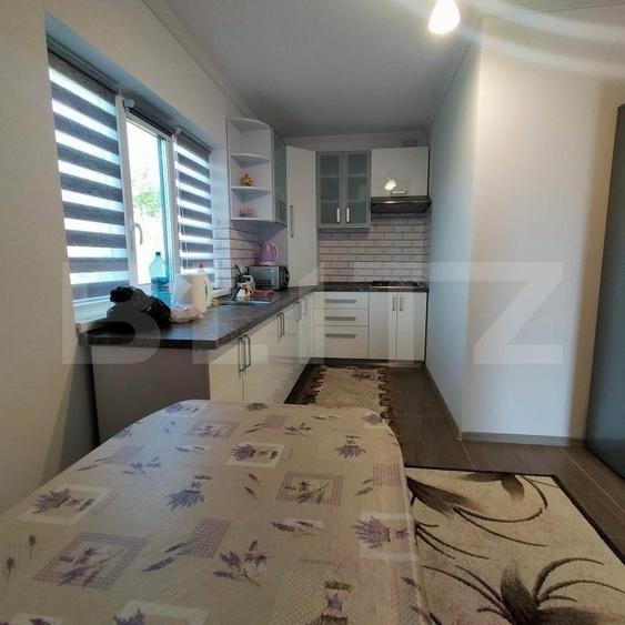 Casa 4 camere, 200 mp, 1050 mp teren, zona Ciurbesti