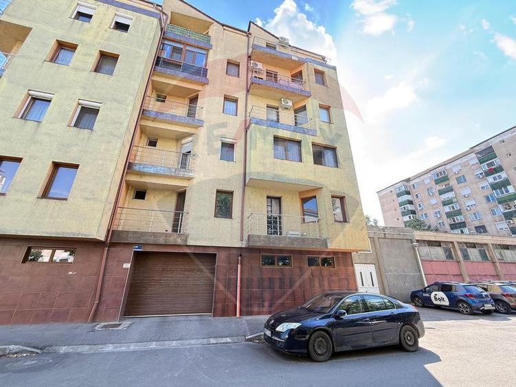 De Vânzare Apartament cu 2 camere,53 mp, etaj 1, Bloc Nou- Rogerius