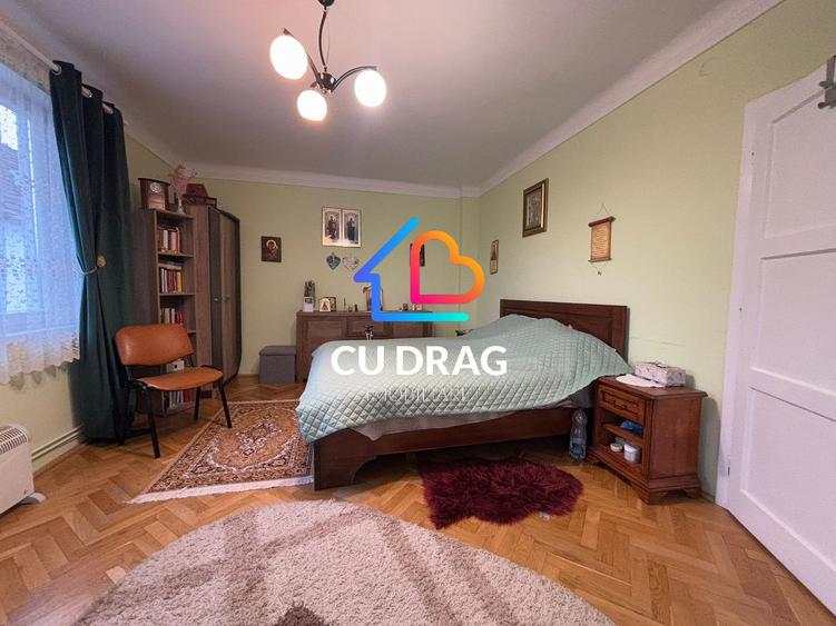 Casa Parcul SUB ARINI cu teren de 950mp