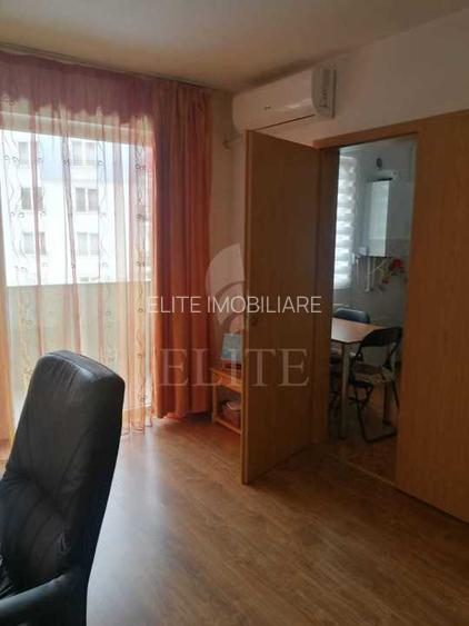 Apartament o camera în zona Motilor