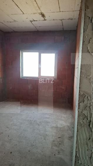 Casă spațioasă cu garaj și teren 700 mp – la roșu sau la cheie - 12