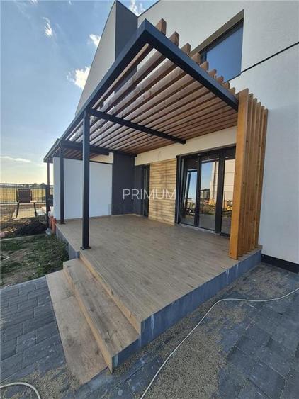 Duplex superb cu 4 dormitoare - teren 330 mp - locatie foarte buna - cartier exc - 2