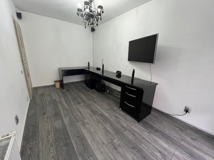 Triplex dispus pe 3 nivele, zona Teilor cu garaj subteran