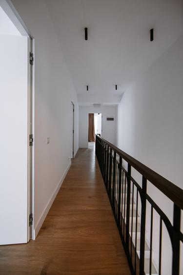 Vila 4 camere curte Corbeanca, Complex rezidential inchis cu piscina proprie