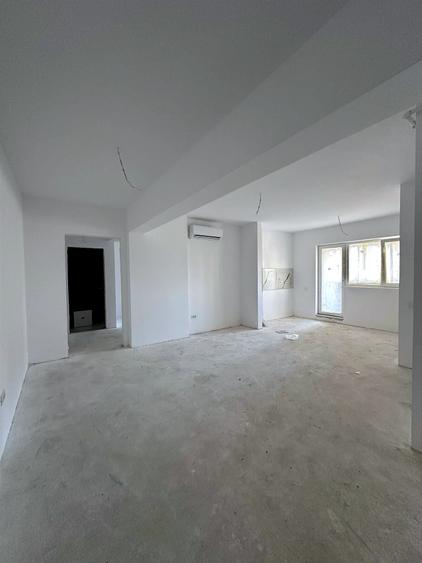 3 camere open-space - Metrou Berceni, Bloc Nou