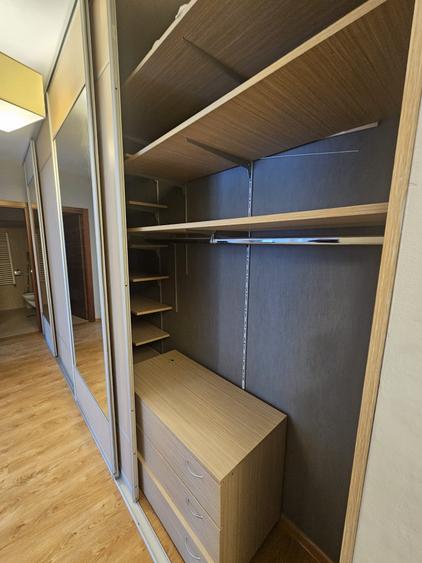 Apartament modern, 2 camere, cu balcon, parcare, Roata Faget!